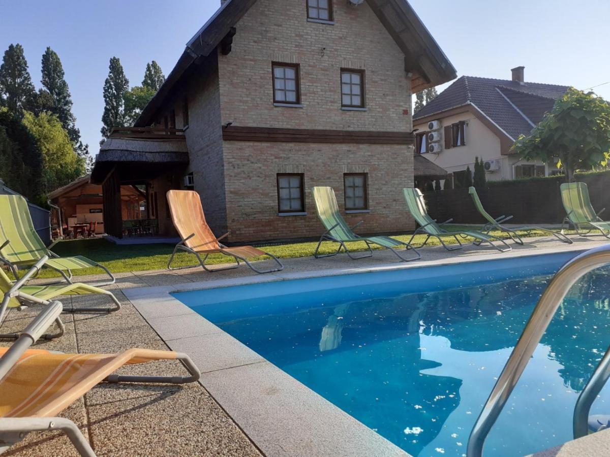 Lisztes Apartman  Zamárdi Exterior foto